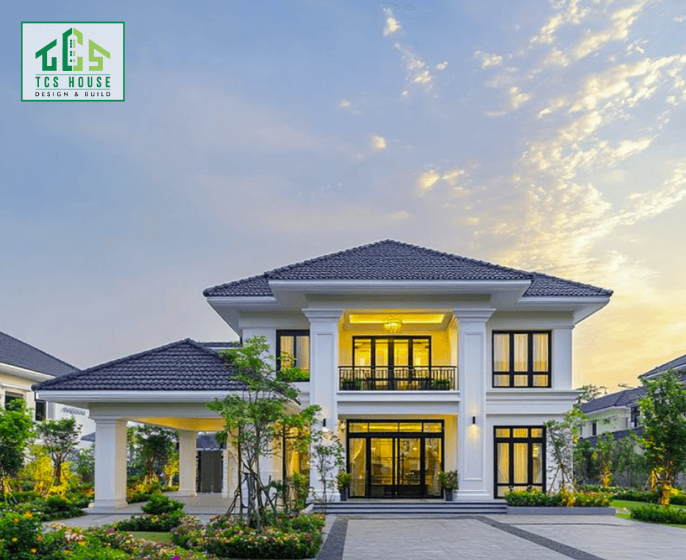 Nhà vườn mái thái kết hợp studio làm việc tại nhà